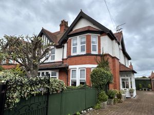 Photo 1- click for photo gallery